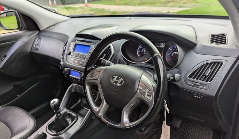 
								HYUNDAI IX35 SE Rare Petrol Manual ULEZ Compliant 2015 SKU1010 full									
