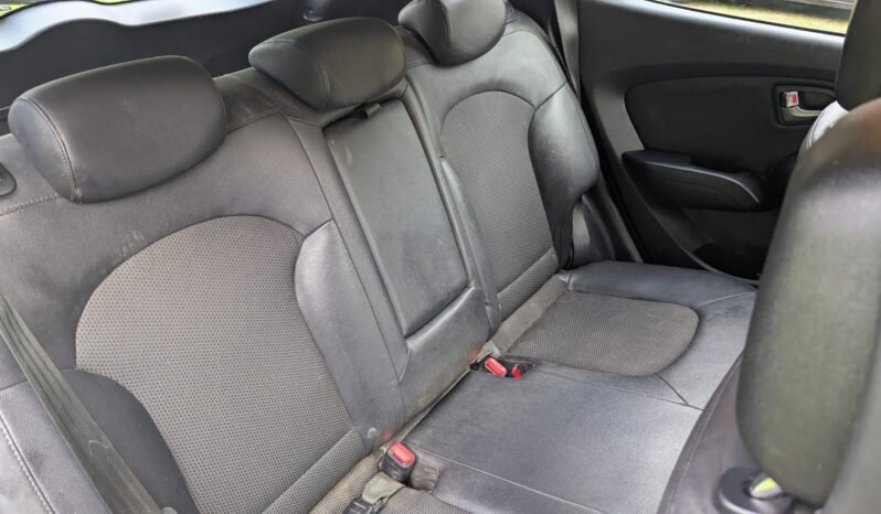 
								HYUNDAI IX35 SE Rare Petrol Manual ULEZ Compliant 2015 SKU1010 full									