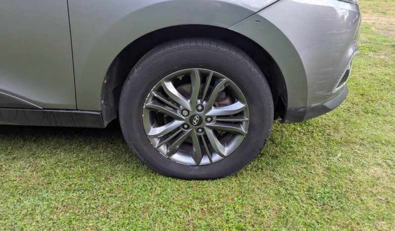 
								HYUNDAI IX35 SE Rare Petrol Manual ULEZ Compliant 2015 SKU1010 full									
