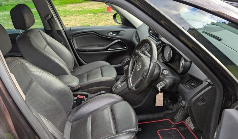 
								VAUXHALL ZAFIRA TOURER SRI TURBO AUTO 2016 Rare 7 Seater Auto SKU1011 full									