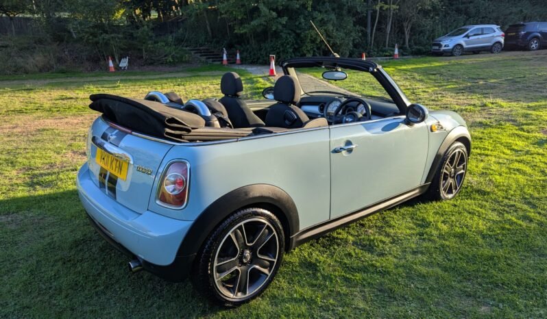 
								Mini Cooper Cabrio 2011 SKU1014 6 Speed Manual SKU1014 full									