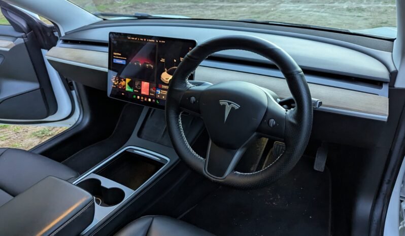 
								Tesla Model 3 Long Range AWD 100Dkwh Dual Motor Auto 2021 Rare Model 1 previous owner ULEZ Compliant  SKU1015 full									