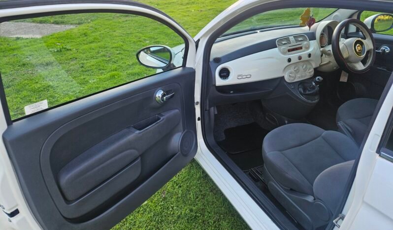 
								Fiat 500 Lounge 2011 Leather AC ULEZ Compliant SKU1017 full									