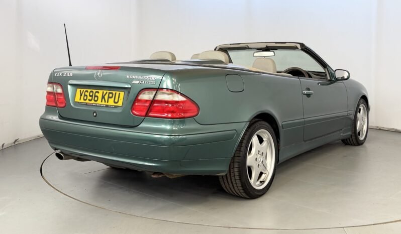 
								Mercedes CLK230 AMG Package full									