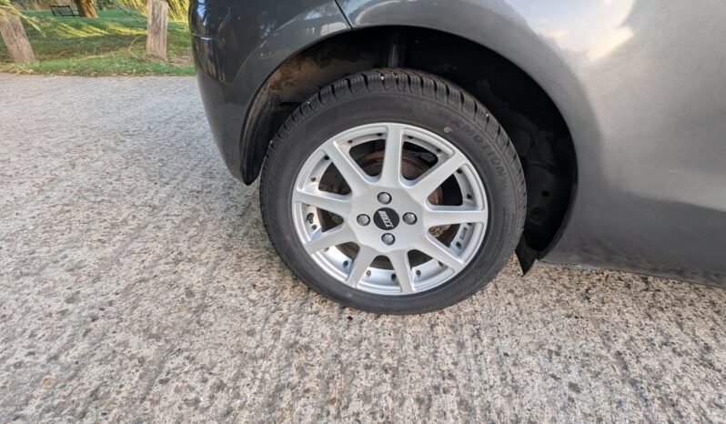 
								Toyota Yaris Tr Vvt-I Manual ULEZ Compliant 2009 SKU1018 full									